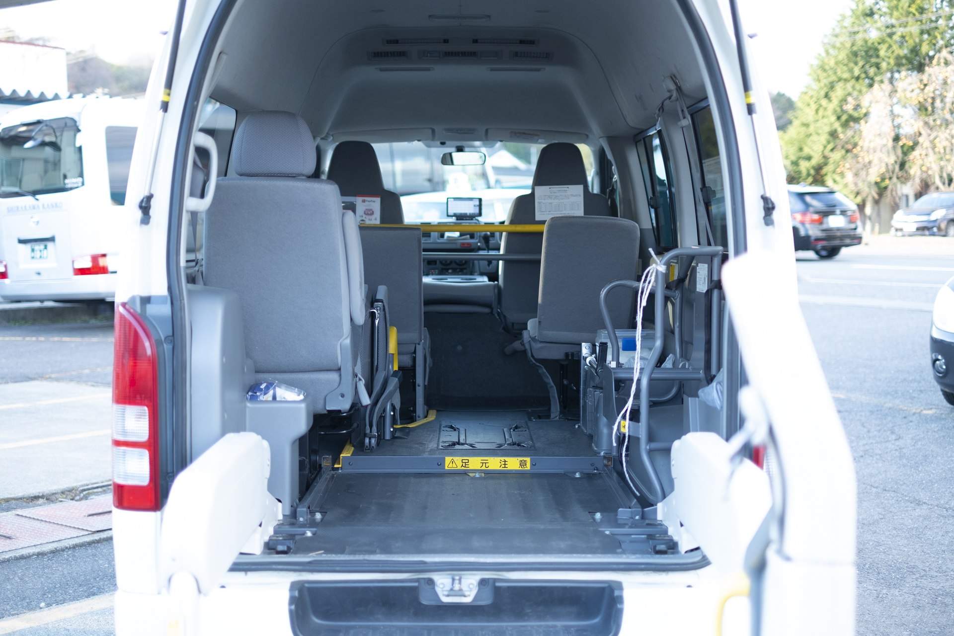 白河観光交通株式会社|福祉車両（スロープ付き※ストレッチャー可）